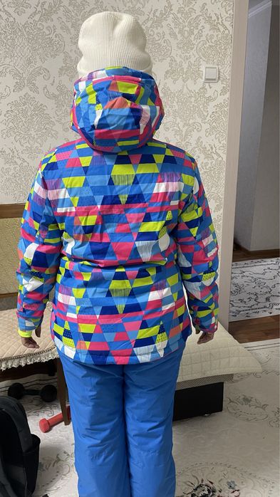Продам лыжный костюм