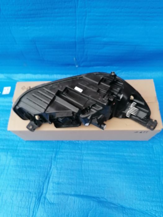 Far  stânga Ford Focus  2022 full led