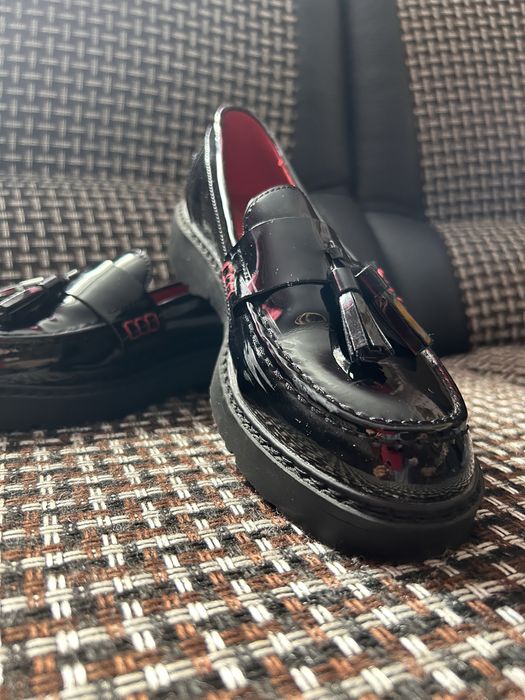 Продам лакированные лоферы