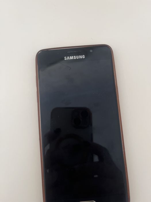 Айфоны и айпад на запчасти