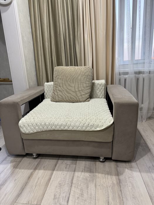 Продается диван 321