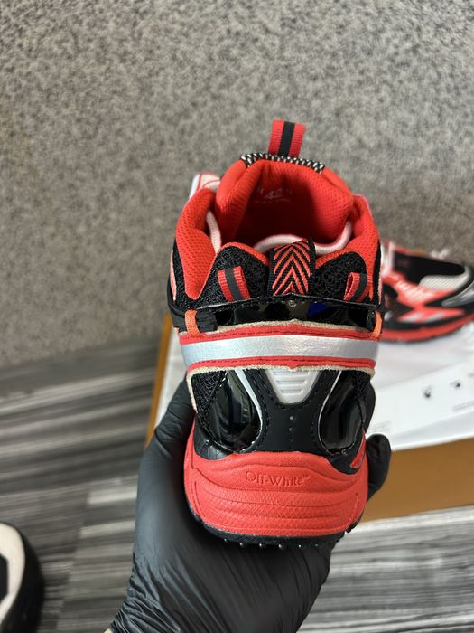 Adidasi Off White  noi 42