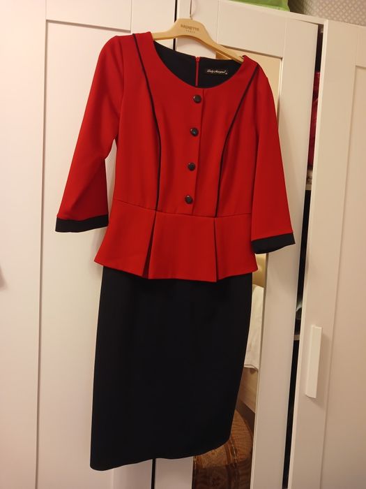 Платье продается