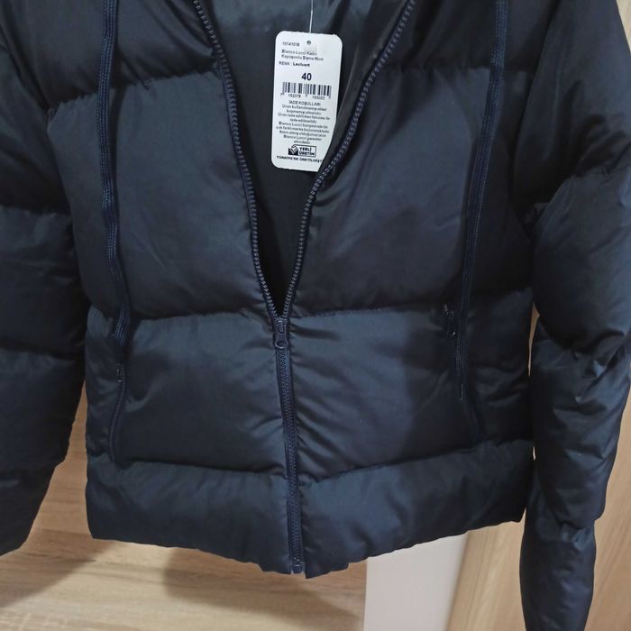 Geaca toamna/iarna femei cu gluga, marime L/40, albastru inchis, noua