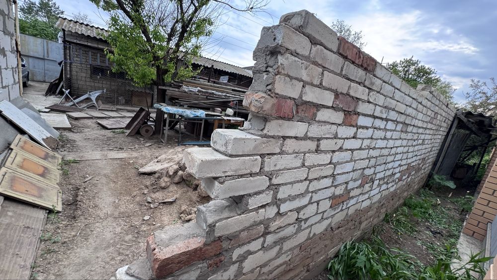Продам Кирпичи на лом одинарные
