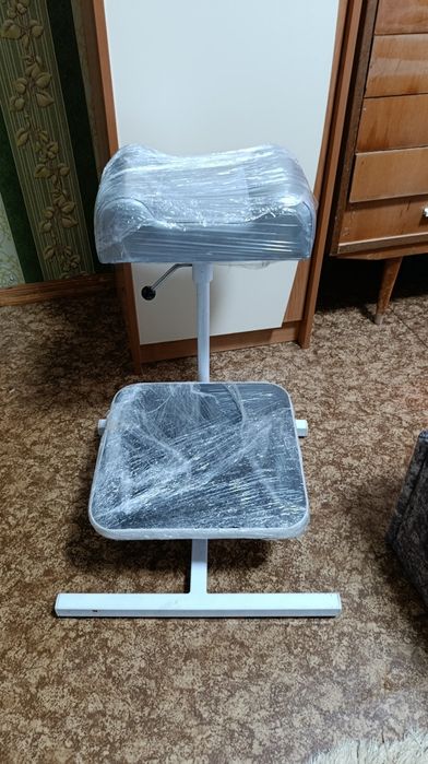 Продам подножку для ног