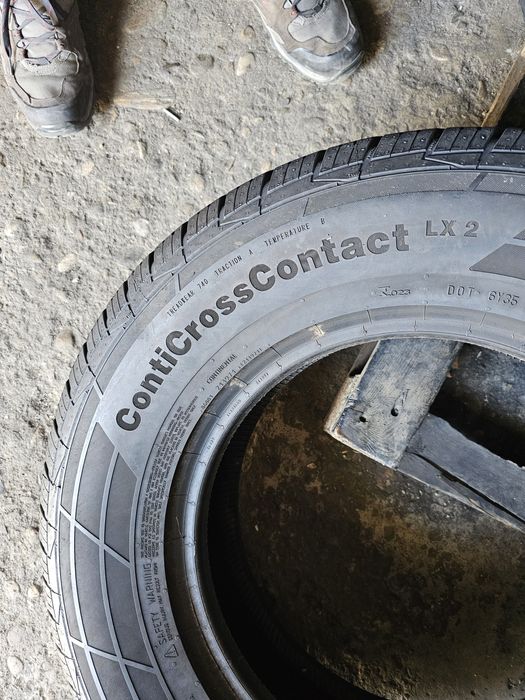 4 anvelope vara  225 70 15 Continental 8mm