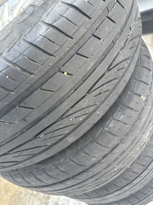 Продам комплект резины лето