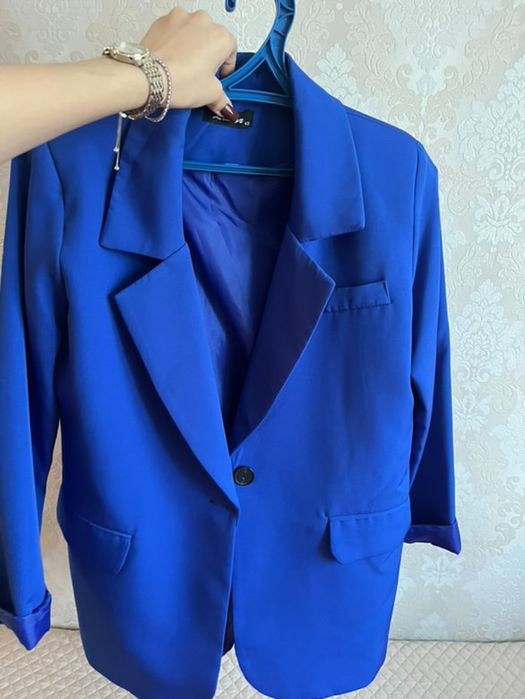 Разноцветные пиджаки