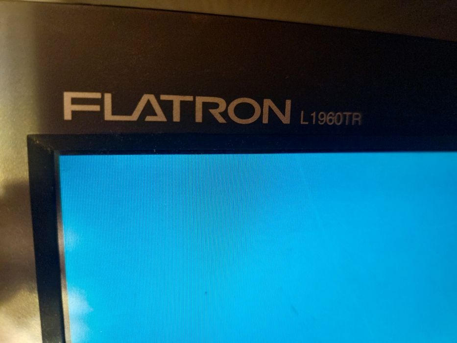 Monitor LG flatron ,stare buna ,diagonala 19 inch