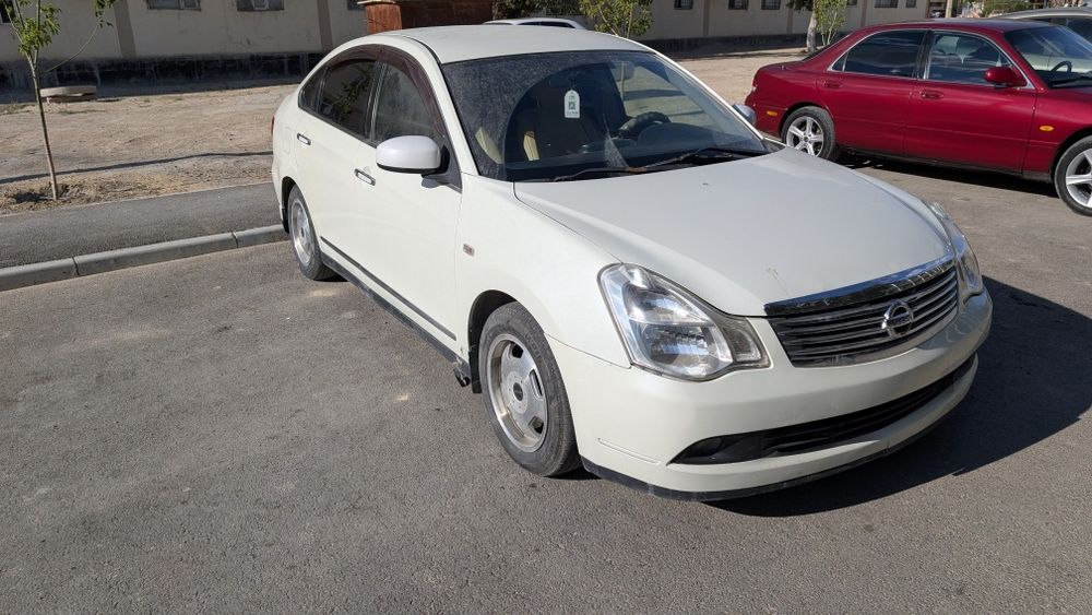 Nissan bluebird g11