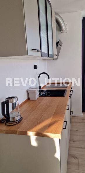 Дава се под наем Двустаен апартамент в Варна, Чайка - 65 кв.м за 797.64 € - Снимка #3