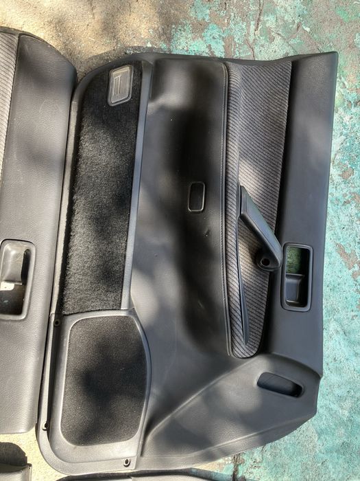 Subaru обшивки дверей