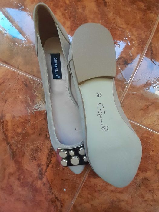 Pantofi  din piele nr 36