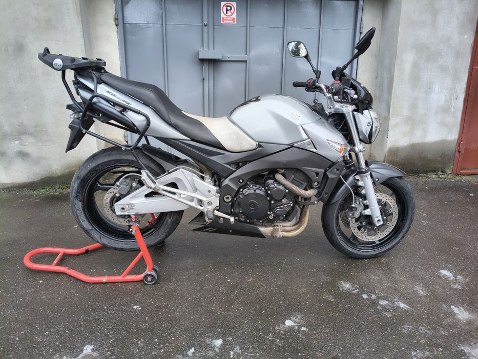 Suzuki Gsr 600 din 2010 Impecabil