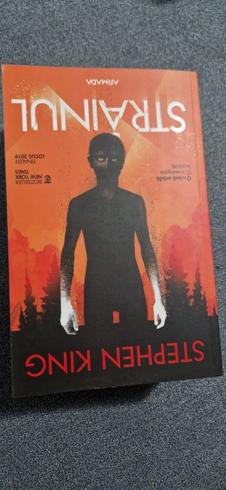 Vând colecție de cărți S King și serie Stăpânul inelelor