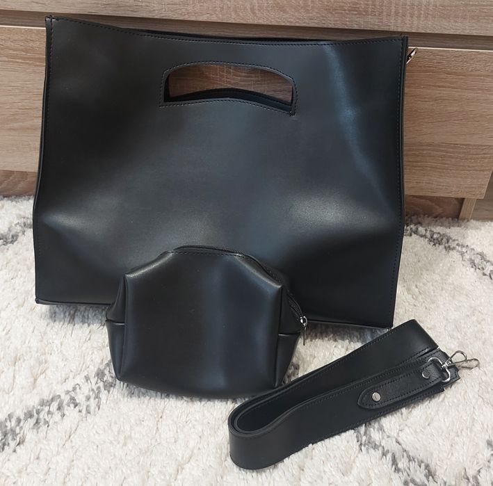 Нова чанта с несесер