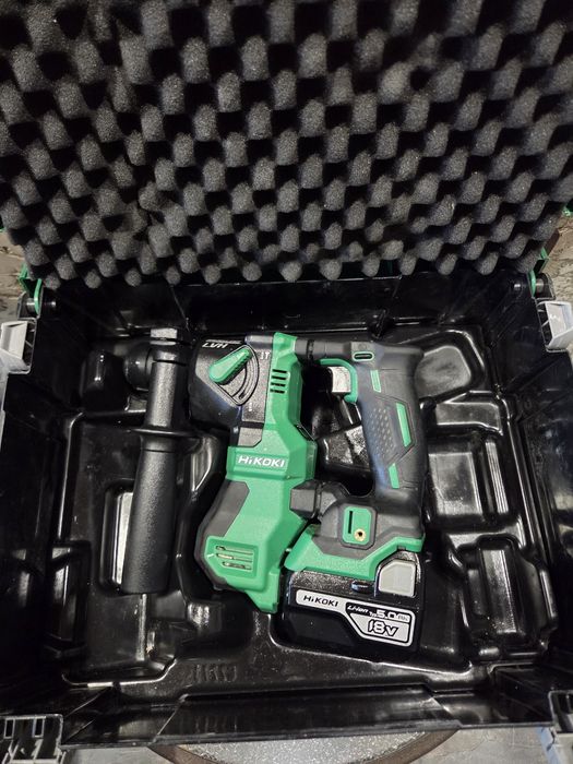 HIKOKI DH18DPA. Акумулаторен перфоратор