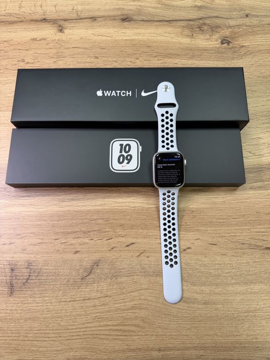 ‼️ Apple Watch Series 7 Nike Starlight 45mm - Garantie