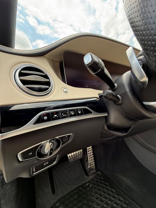 Mercedes benz  S 560