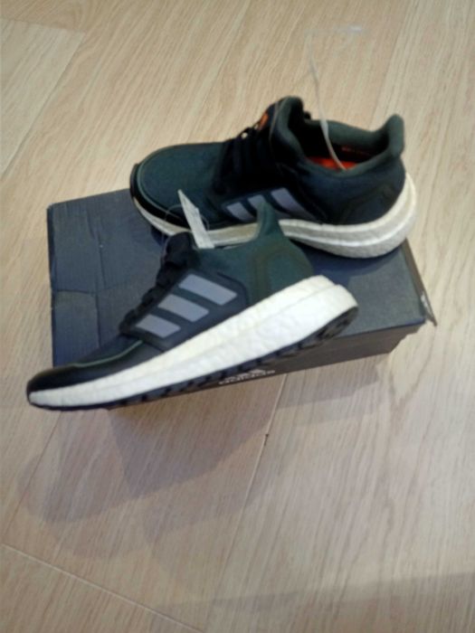 Кроссовки на мальчика р.30