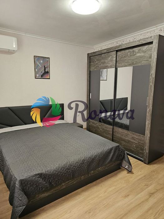 Продава се Тристаен апартамент в Варна, Бриз - 119 кв.м за 2353 €/кв.м - Снимка #4