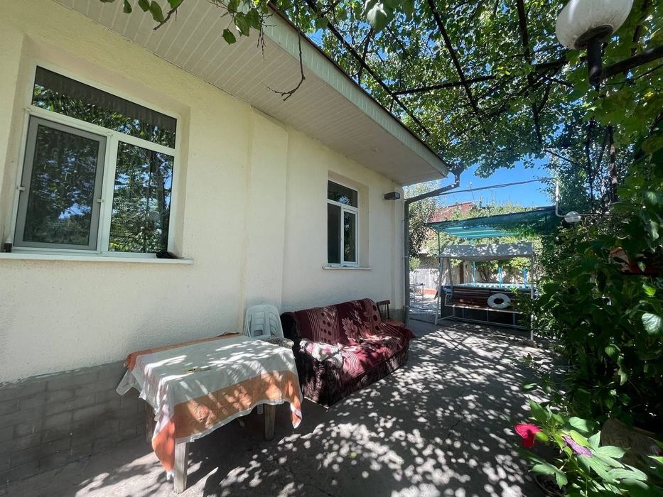 Дом в Чукурсае 14 соток