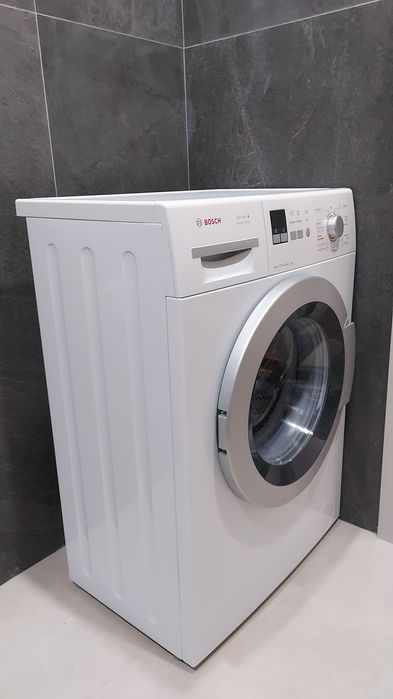 Продам стиральную машину Bosch