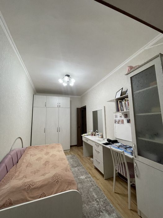 Продается 3х комнатная переделанная в 4