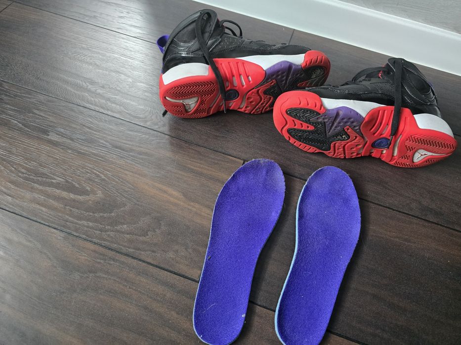 Jordan кецове . ..