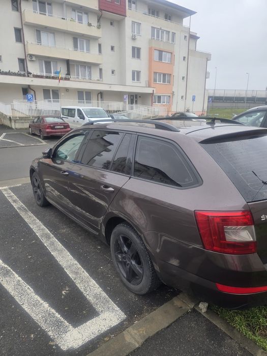 Vand Skoda octavia 3. Sau schimb doar cu cutie automata