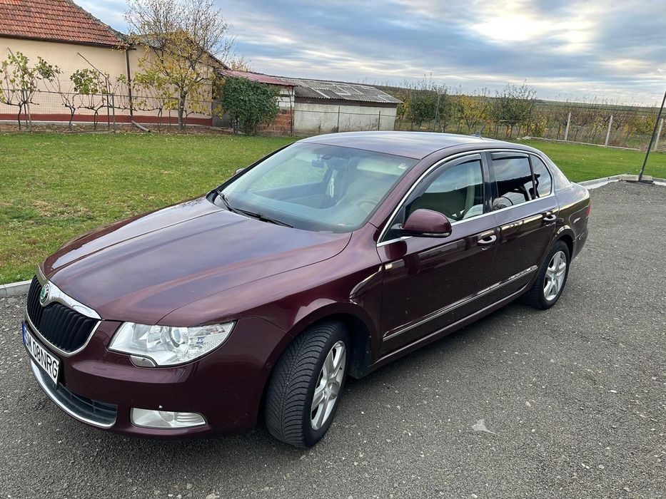 Skoda superb  170 cp 4500 euro