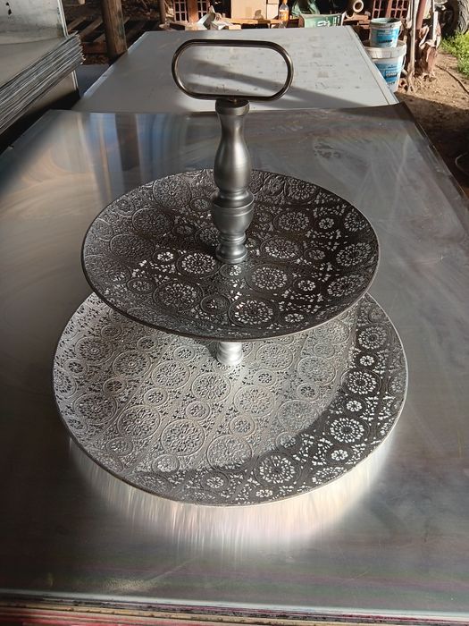 Поднос за кафе .чай две нива