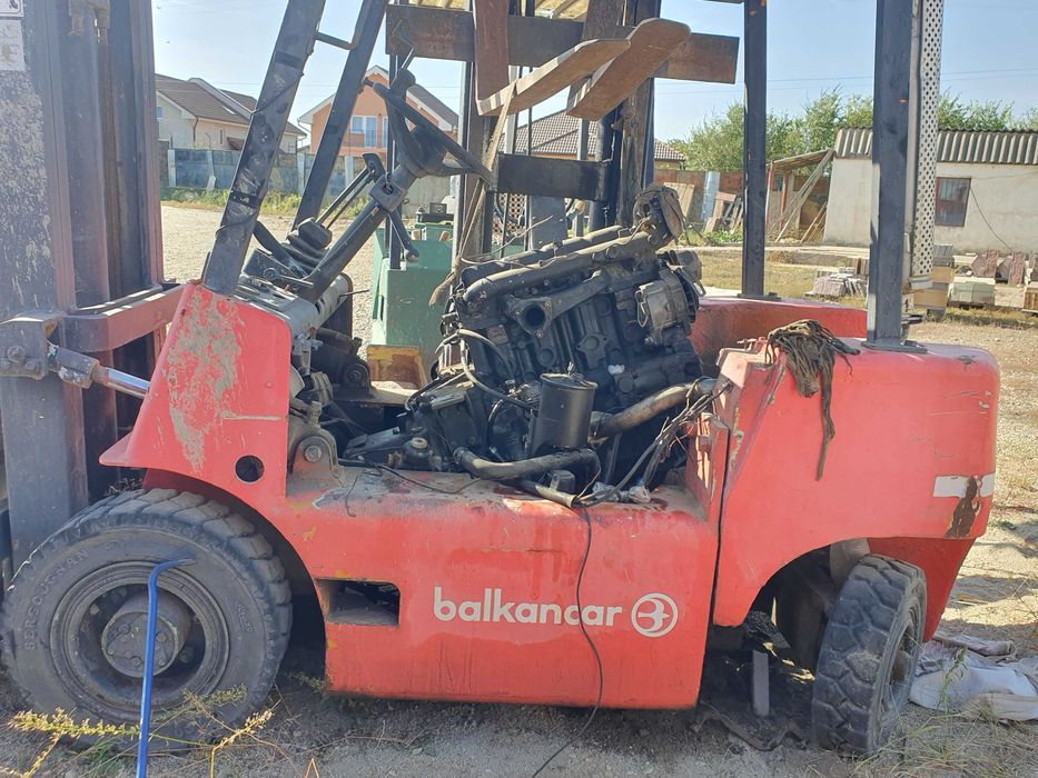 mobila termopane 100 buc  mat. de constructii