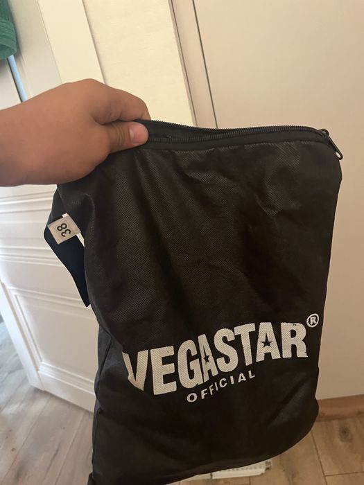 Продам новые борцовки