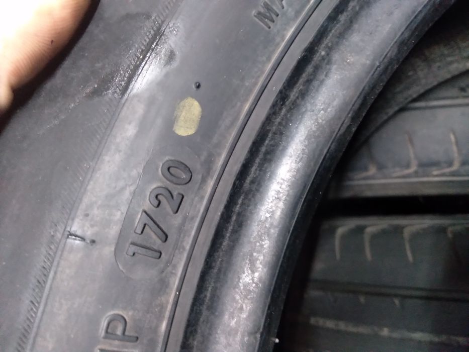 Продам комплект шин