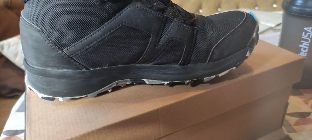 Зимни обувки adidas