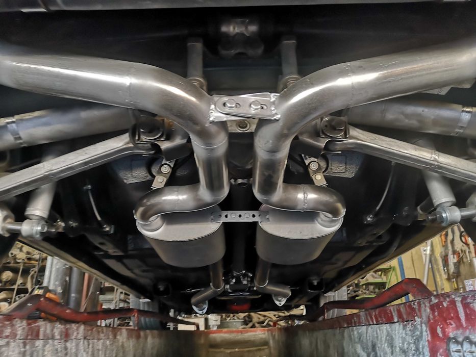 Ремонт, изработка и монтаж на спортни и заводски изпускателни системи.