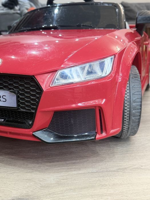 Акумулаторна кола с родителски контрол 6V AUDI TT ЧЕРВЕН