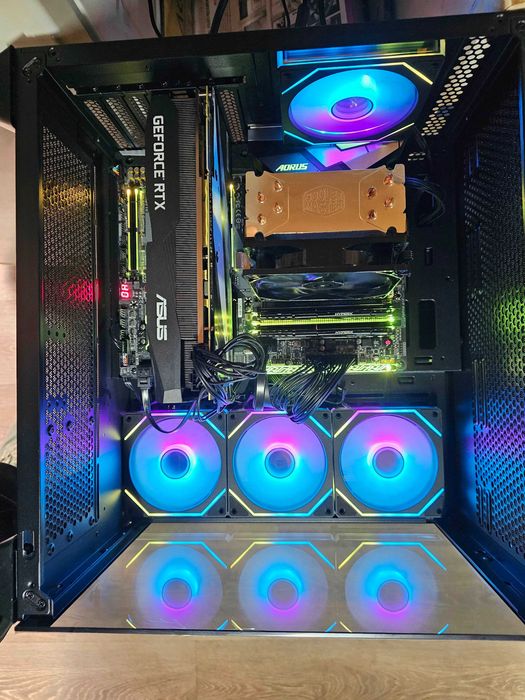 Sistem gaming I7 8700k , Aorus z370, 16gb DDR4, ssd 500, rtx 2080 !