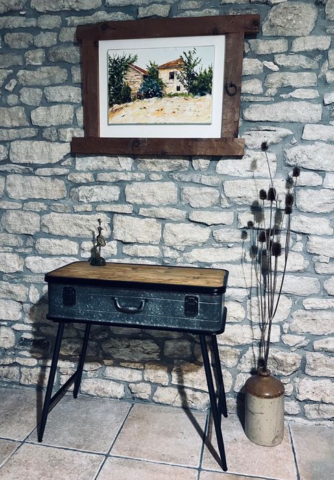 Конзолна масичка