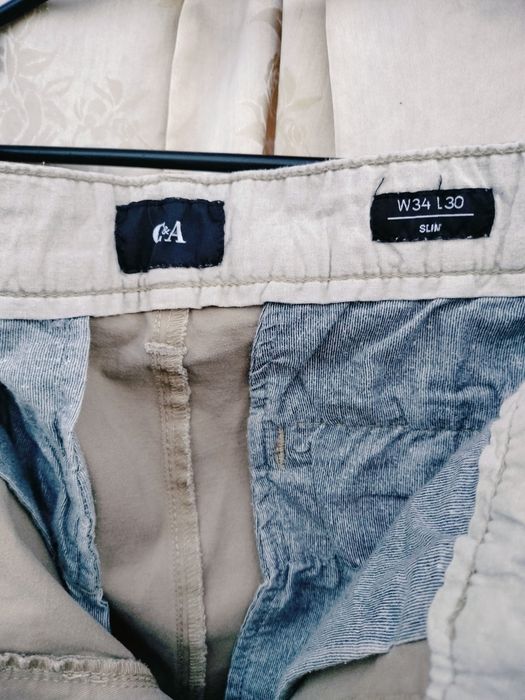 Pantaloni Chinos bărbați C&A – Model Slim – Bej / Kaki – Mărime W34 L30