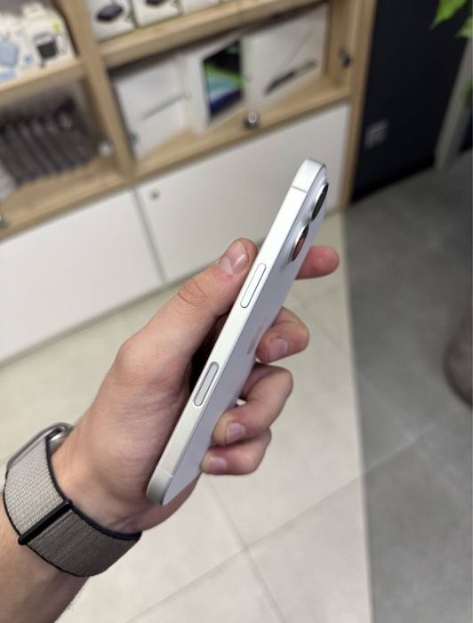 iPhone 16 100% новый