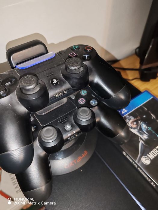 PS 4 игровая приставка