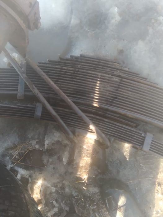 Ступицы диски рессора клинья болты