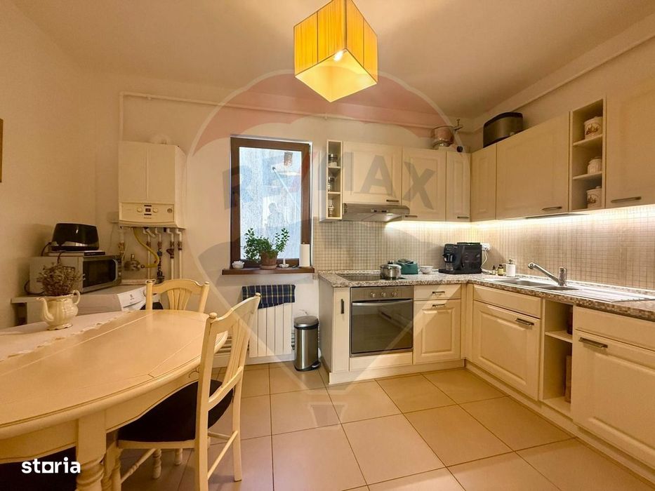 Apartament de vânzare zona Peninsula Constanta zona Cazino Bloc Nou — fotografia 3