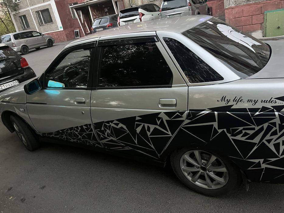 Продам ваз 2110