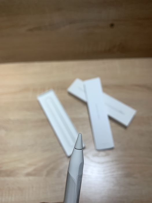 Продаю iPad Air [4th Generation] + Apple pencil [2nd Generation]