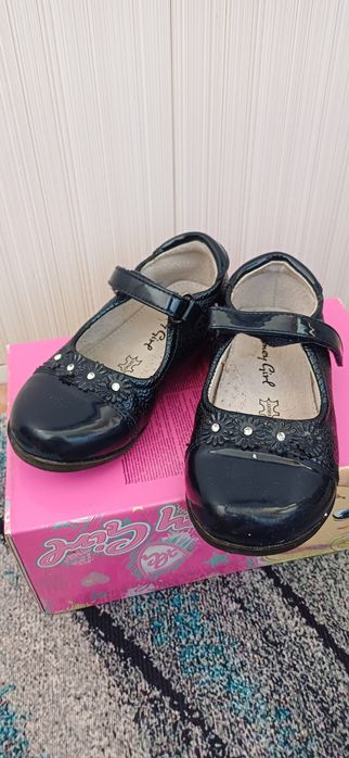 Туфли на девочку