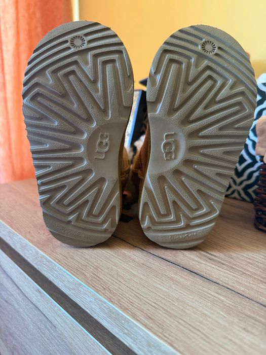 Детски зимни обувки UGG